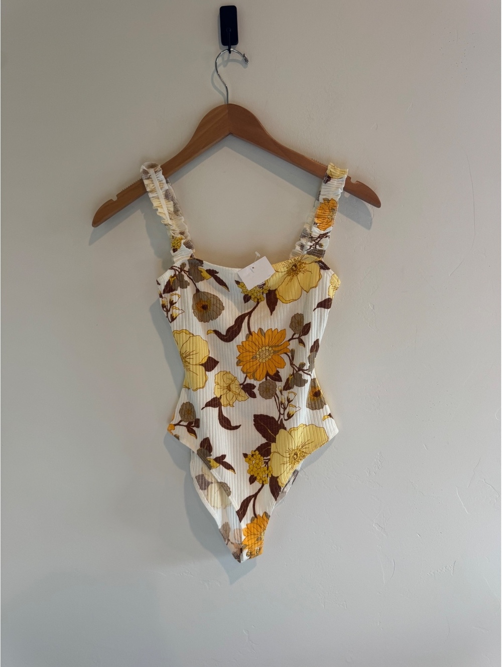 Forever 21 Retro Floral Ribbed Bodysuit Size Small NWT 70s Boho